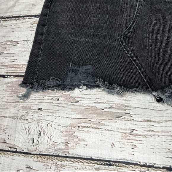 PacSun Denim Raw Hem A Line Mini Skirt Size 25 - Picture 4 of 7